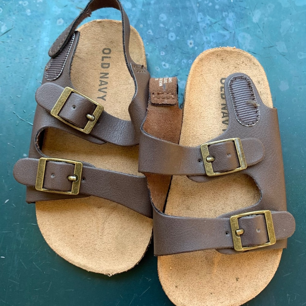 Old Navy unisex sandals  18-24 mos.
